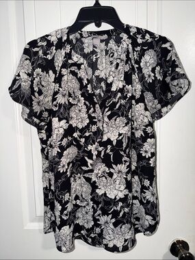 H&M Black and White Floral Blouse